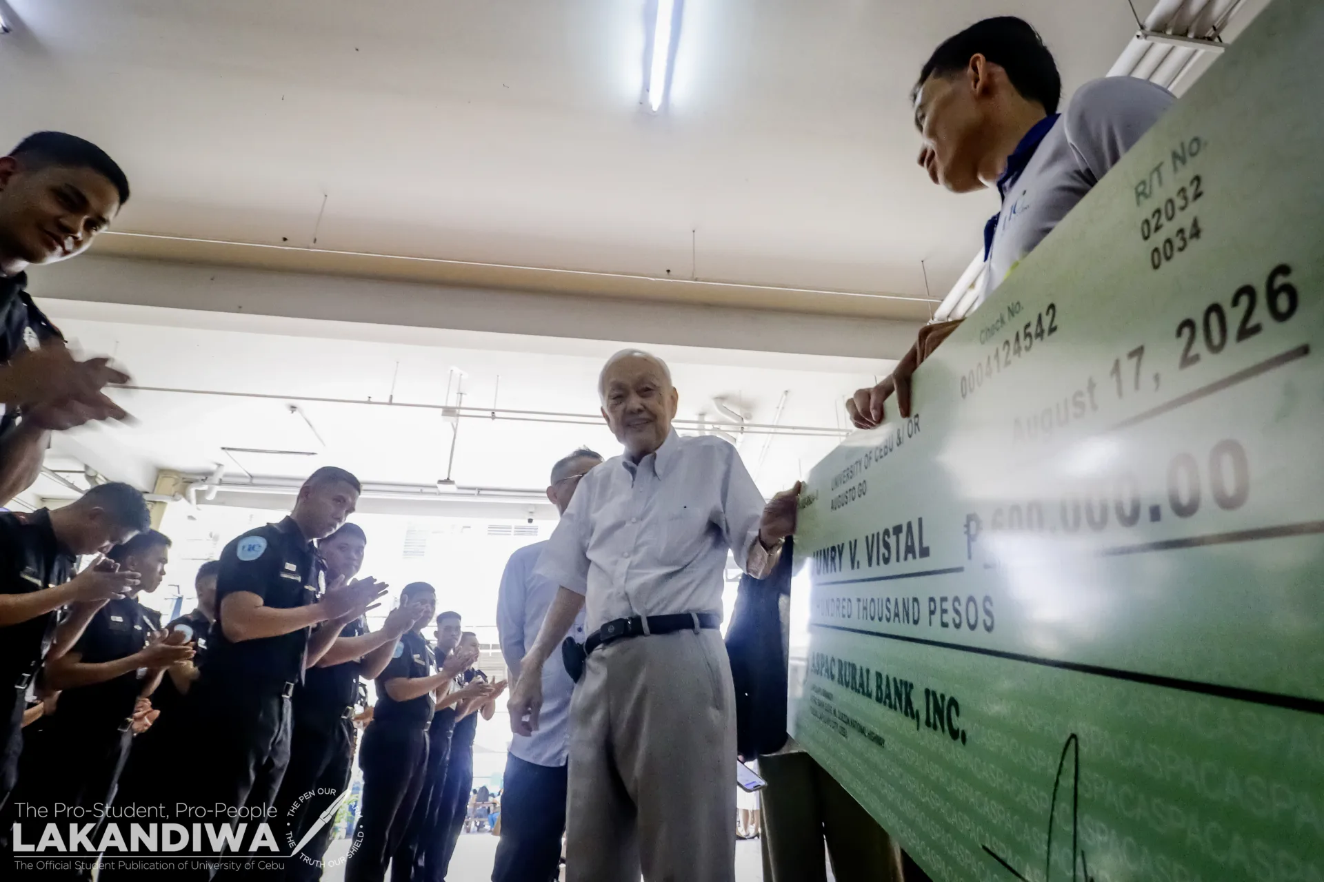 UC MELE Topnotcher, Weightlifters pay courtesy call to Chairman Go